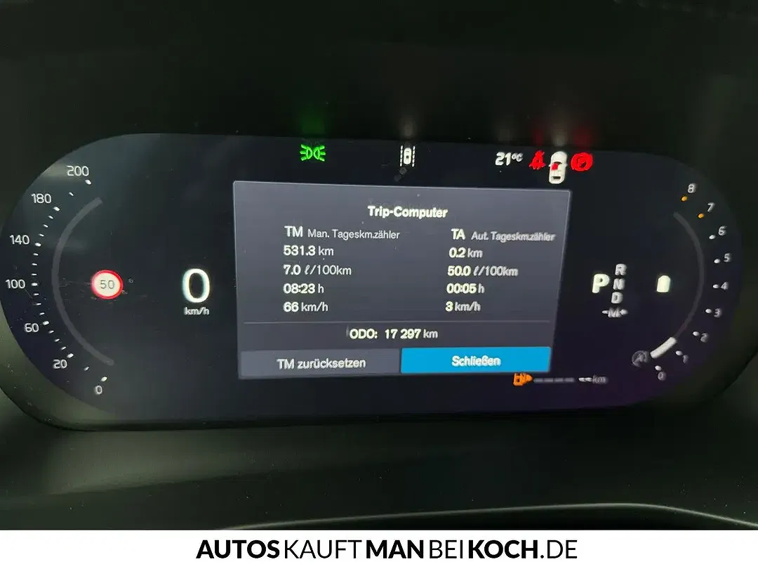 Volvo XC40 B3 Ultra Black Edition - Thumbnail 10