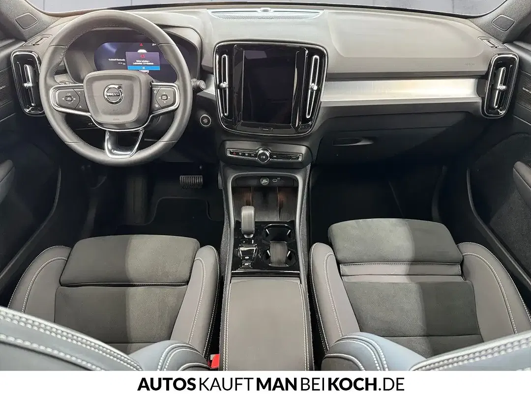 Volvo XC40 B3 Ultra Black Edition - Thumbnail 7