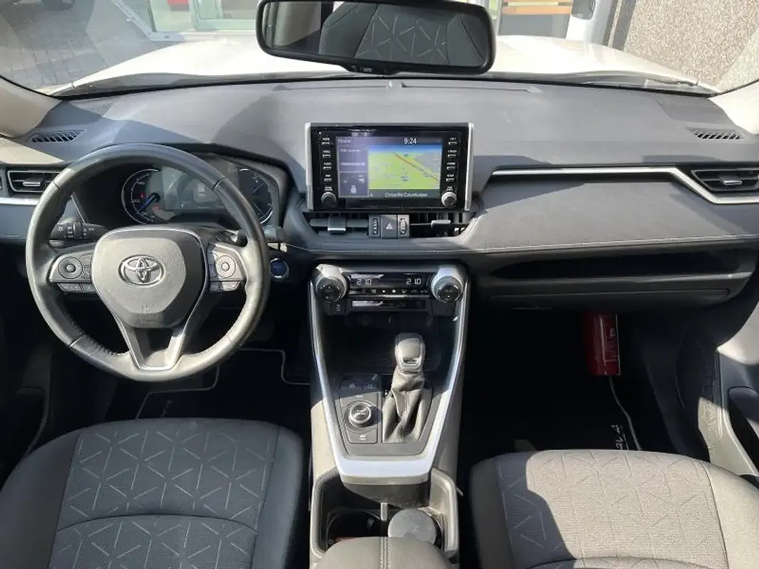 Toyota RAV 4 Hybrid 4x4 Plus - Thumbnail 13