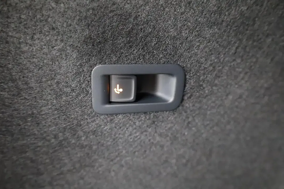 CUPRA Formentor 1.5 eTSI DSG Matrix LED - Thumbnail 14