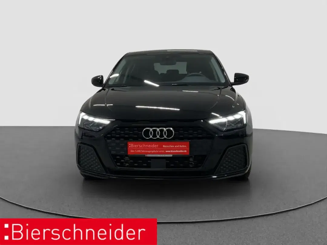 Audi A1 25 TFSI - foto 2