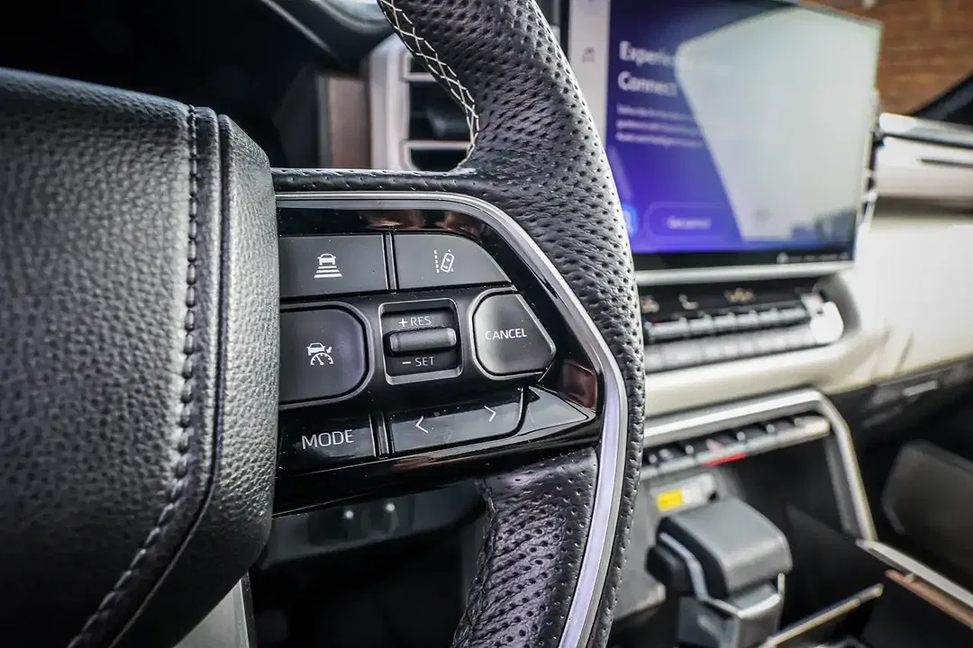 Toyota Tundra - Thumbnail 27