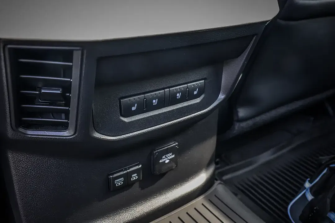 Toyota Tundra - Thumbnail 30