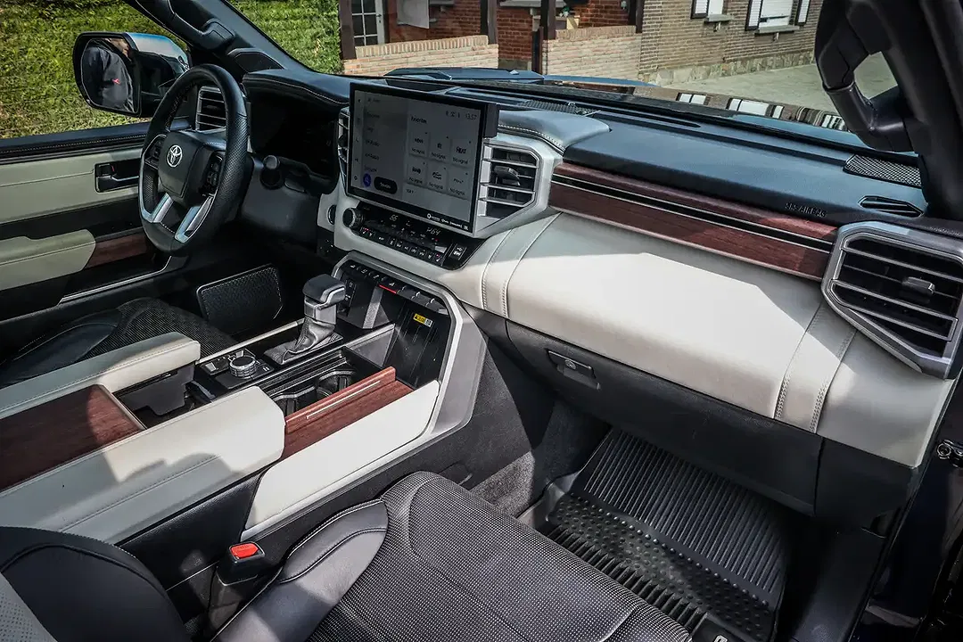 Toyota Tundra - Thumbnail 33