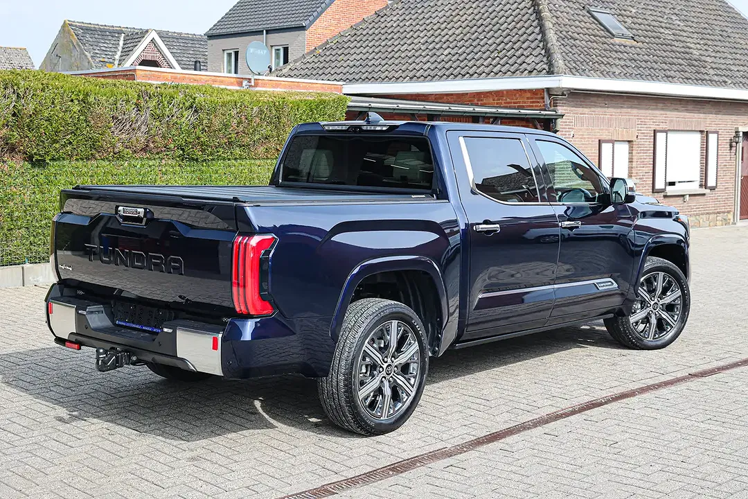 Toyota Tundra - Thumbnail 5