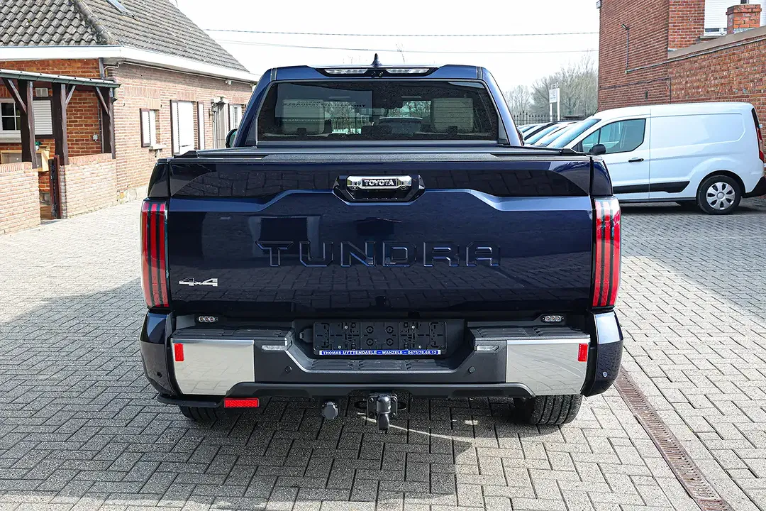 Toyota Tundra - Thumbnail 6