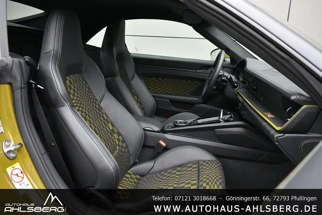 Porsche 911 - Thumbnail 21