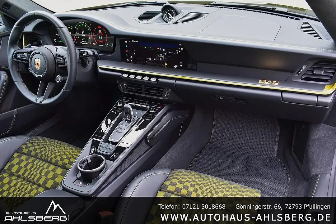 Porsche 911 - Thumbnail 22
