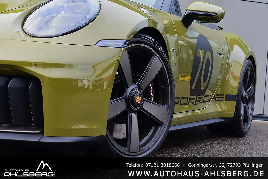 Porsche 911 - Thumbnail 32