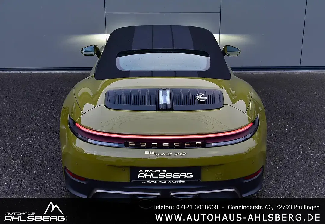 Porsche 911 - Thumbnail 9