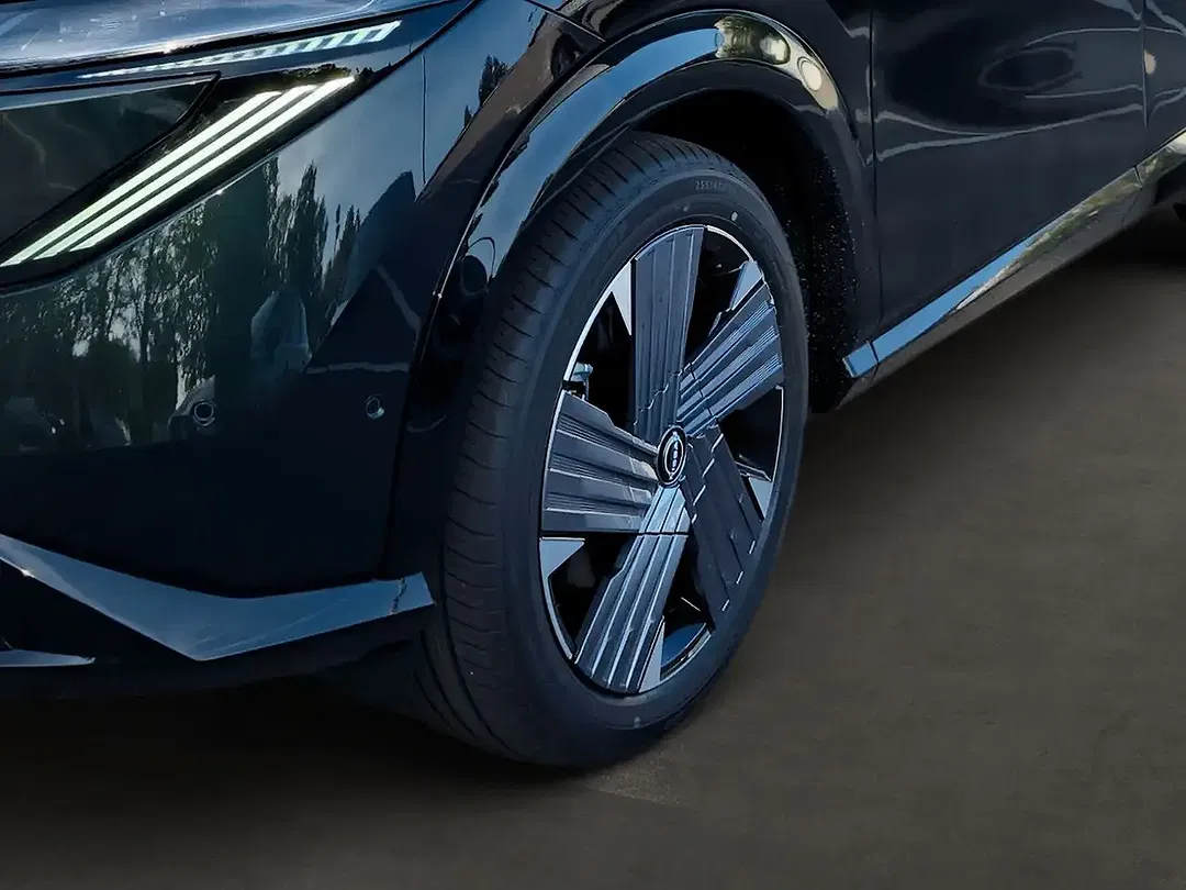 Nissan Ariya Evolve - Thumbnail 6