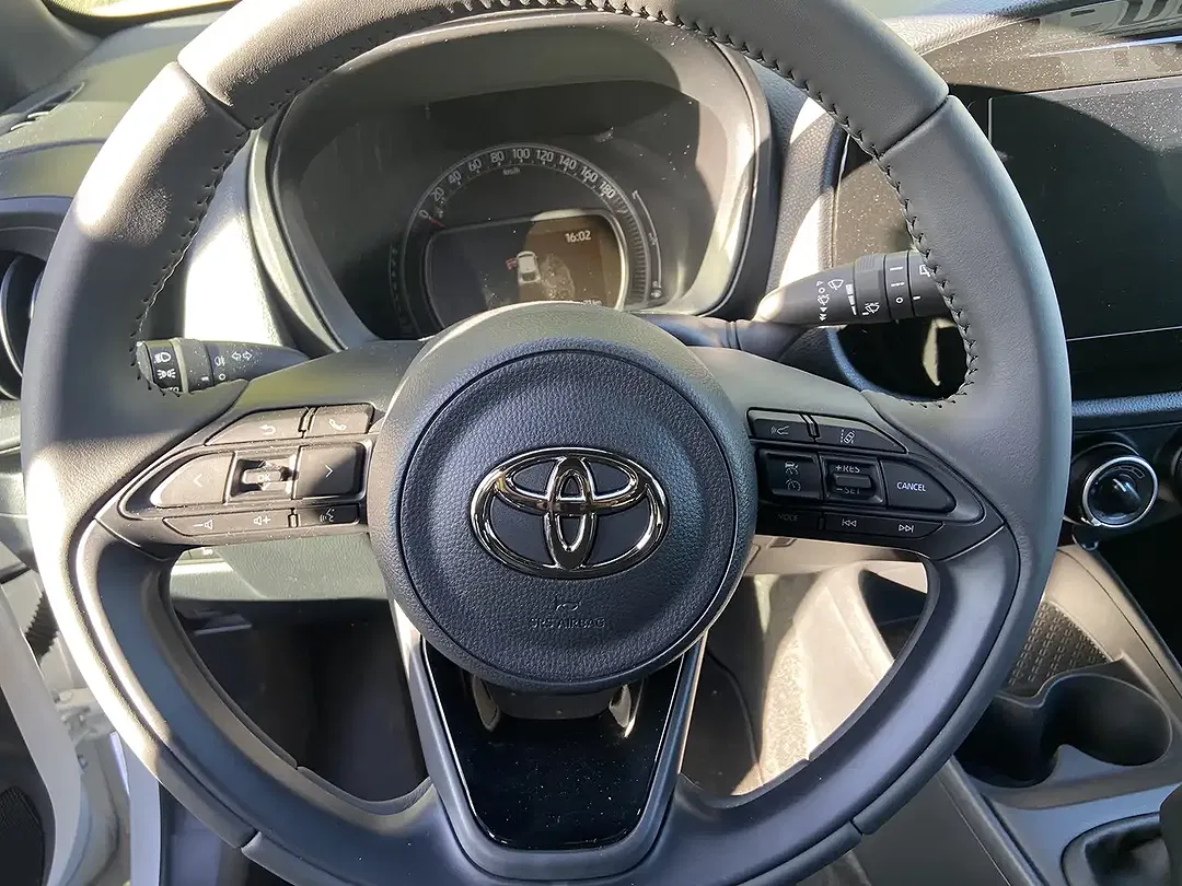 Toyota Aygo Business Edition - Thumbnail 13