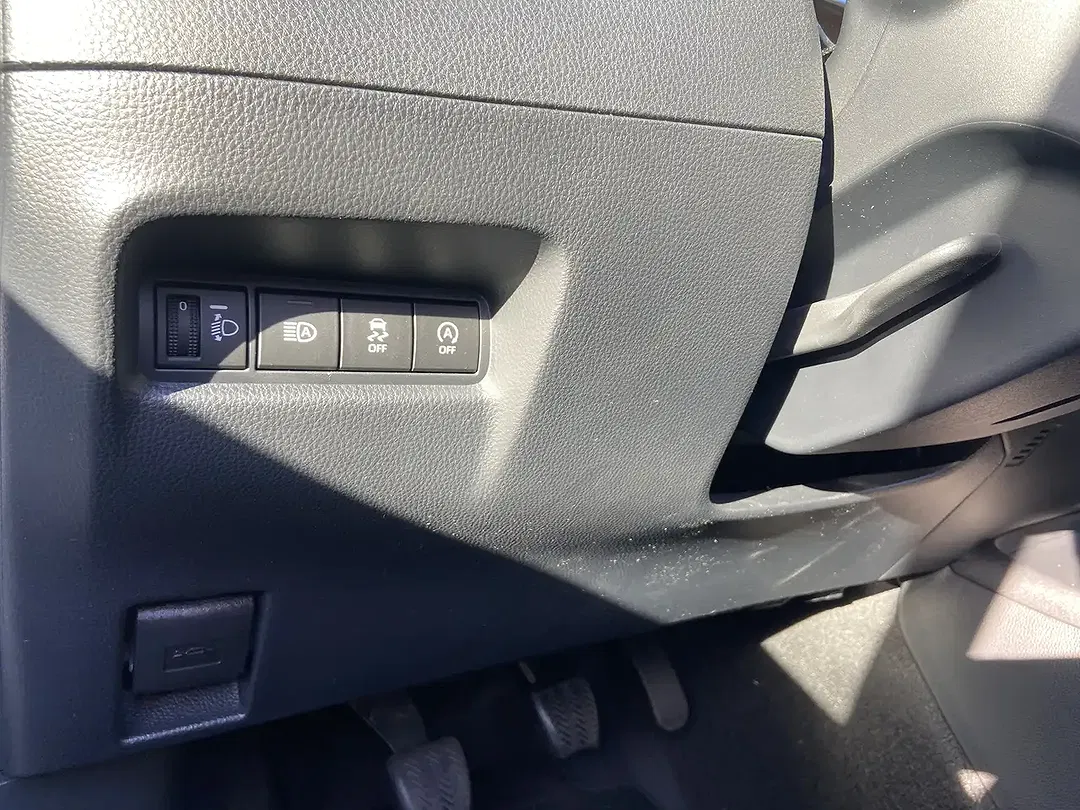Toyota Aygo Business Edition - Thumbnail 14