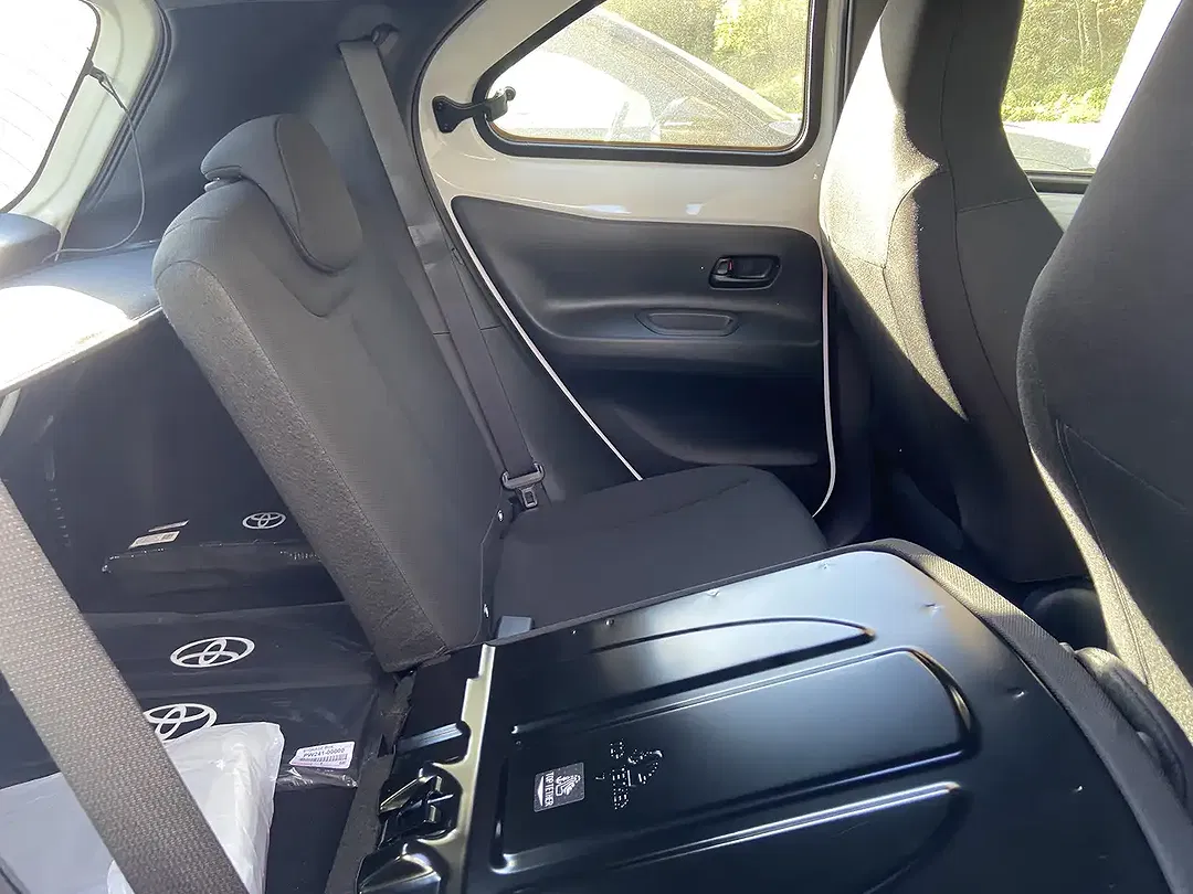 Toyota Aygo Business Edition - Thumbnail 6