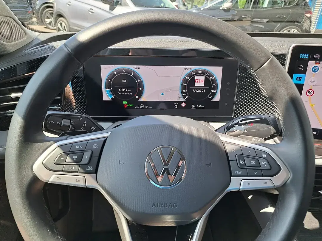 Volkswagen Passat 1.5 eTSI DSG - Thumbnail 13