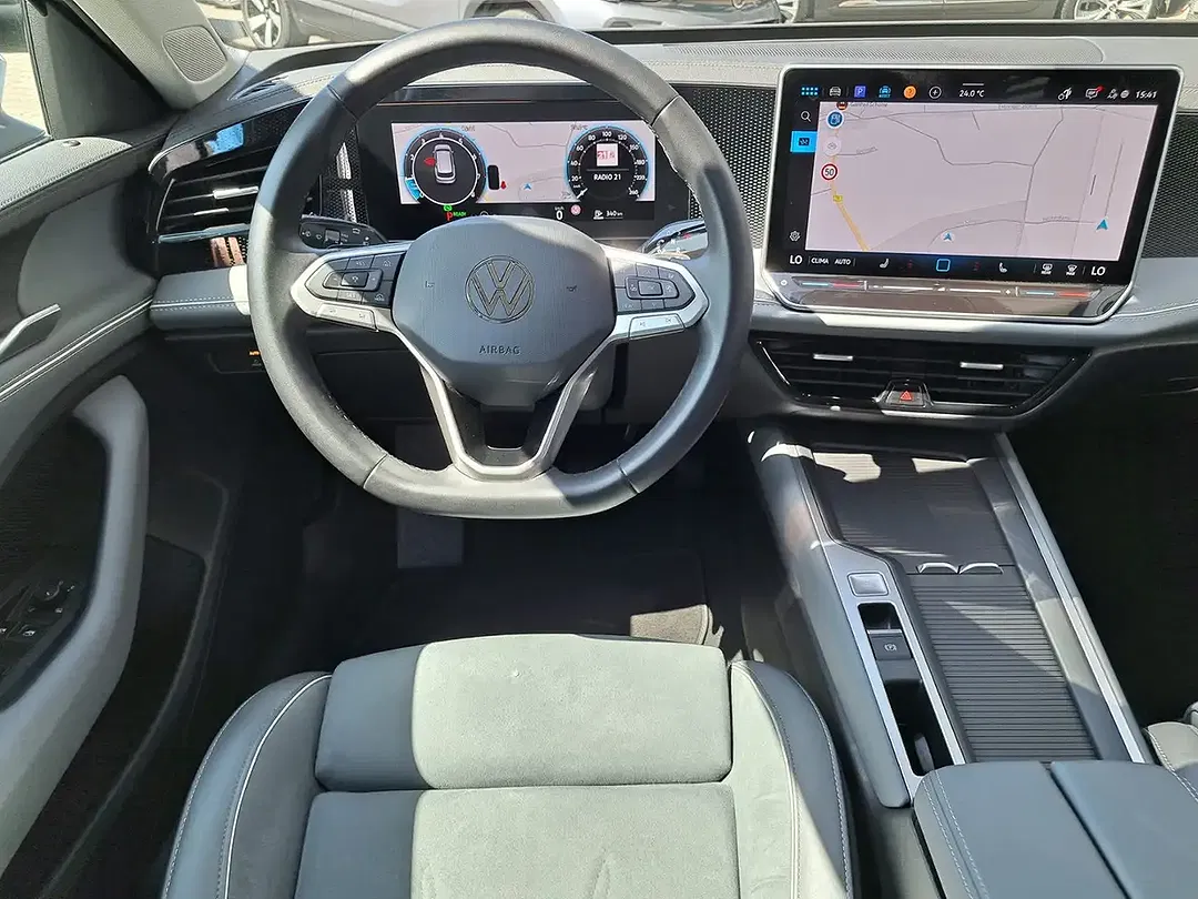 Volkswagen Passat 1.5 eTSI DSG - Thumbnail 14
