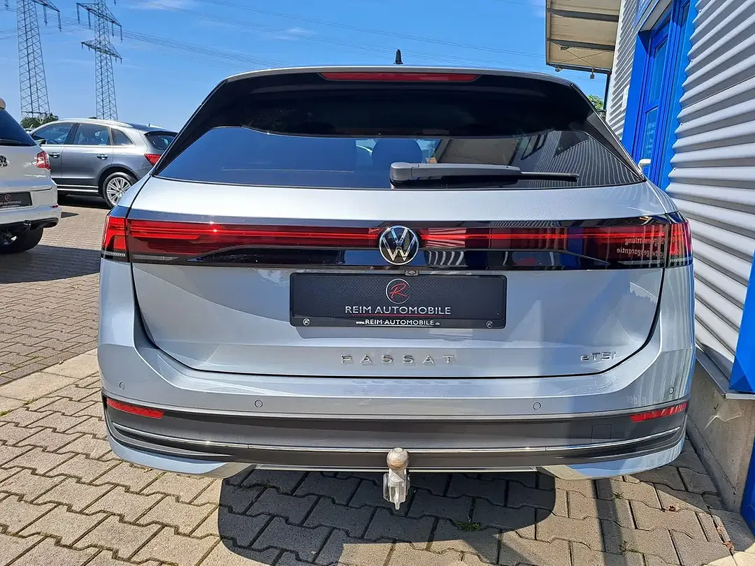 Volkswagen Passat 1.5 eTSI DSG - Thumbnail 4