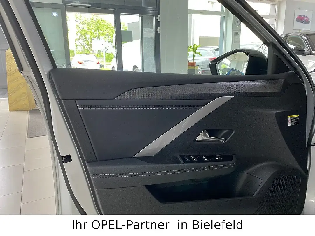Opel Astra PHEV - Thumbnail 12