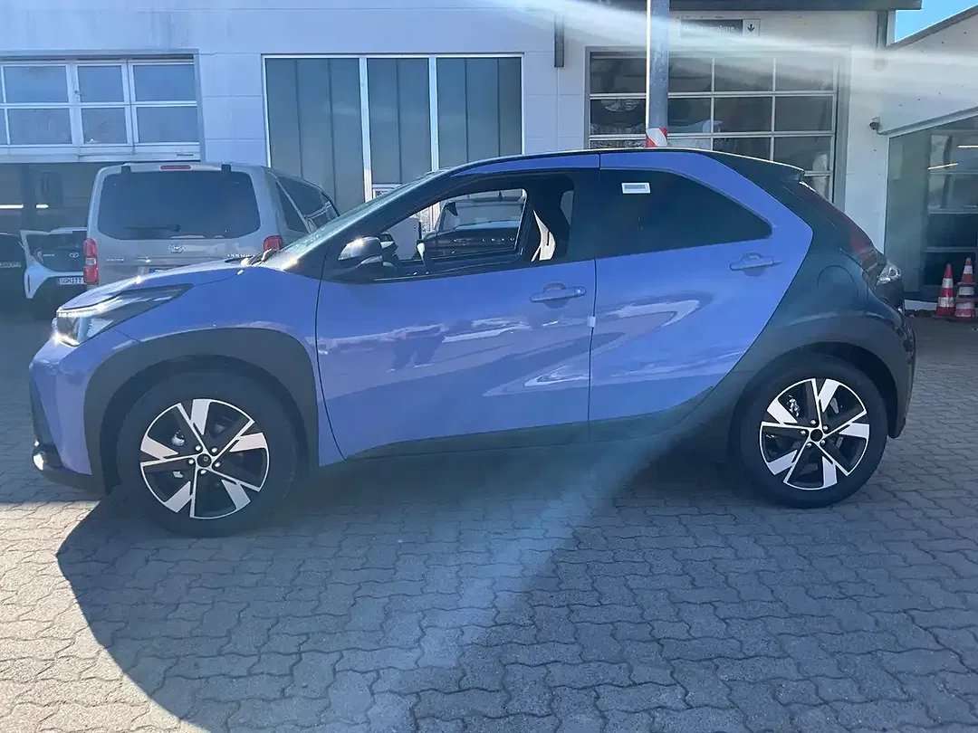 Toyota Aygo X 1.5 Hybrid Teamplayer - Thumbnail 3