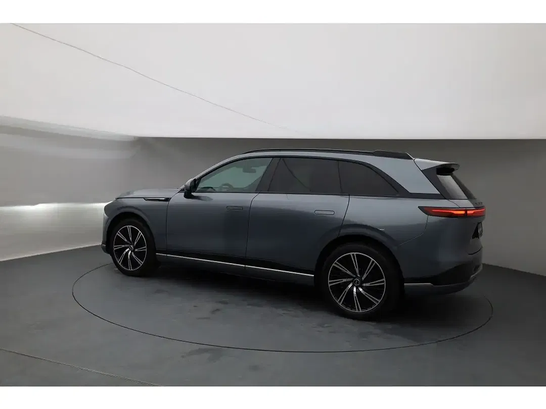 Xpeng G9 AWD Performance MY2025 - Thumbnail 3