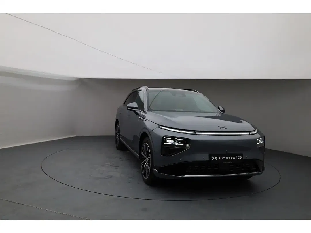 Xpeng G9 AWD Performance MY2025 - Thumbnail 5