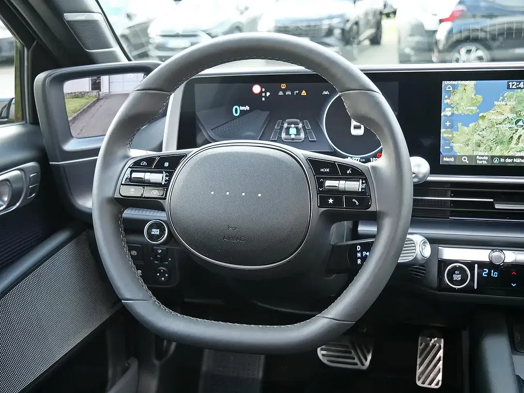 Hyundai IONIQ 6 UNIQ - Thumbnail 6