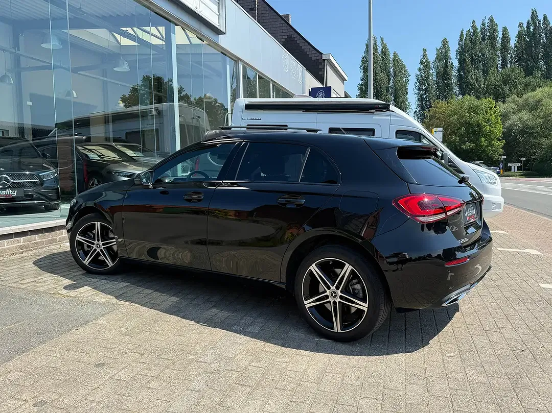 Mercedes-Benz A 250 PHEV - Thumbnail 8