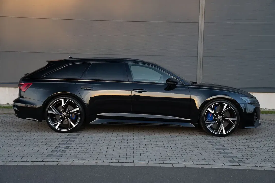 Audi RS6 Avant - Thumbnail 10