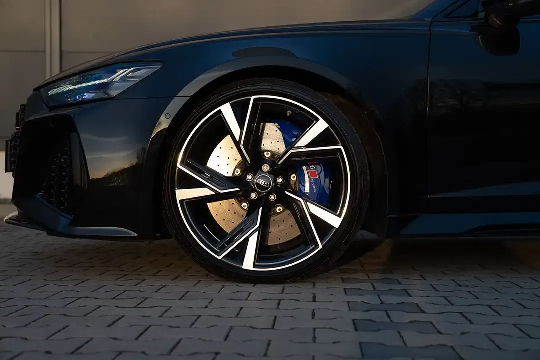 Audi RS6 Avant - Thumbnail 6