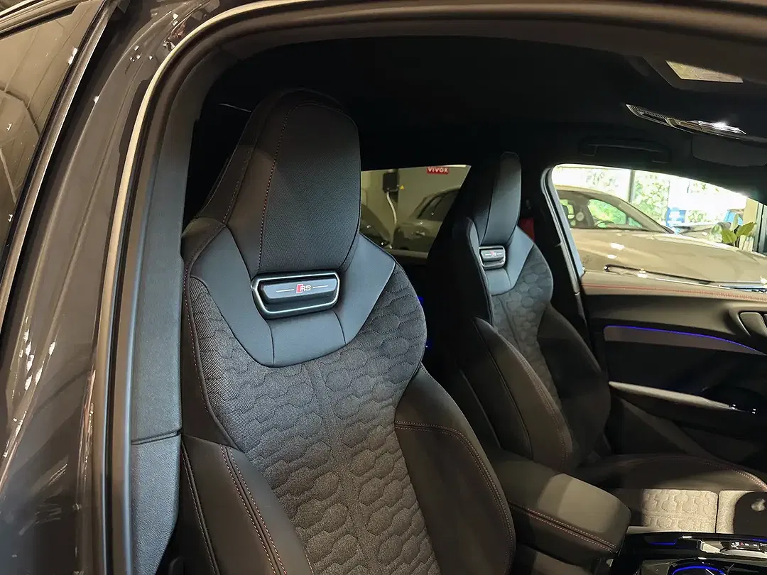 Audi RS5 2.9 TFSI PHEV quattro Avant - Thumbnail 24