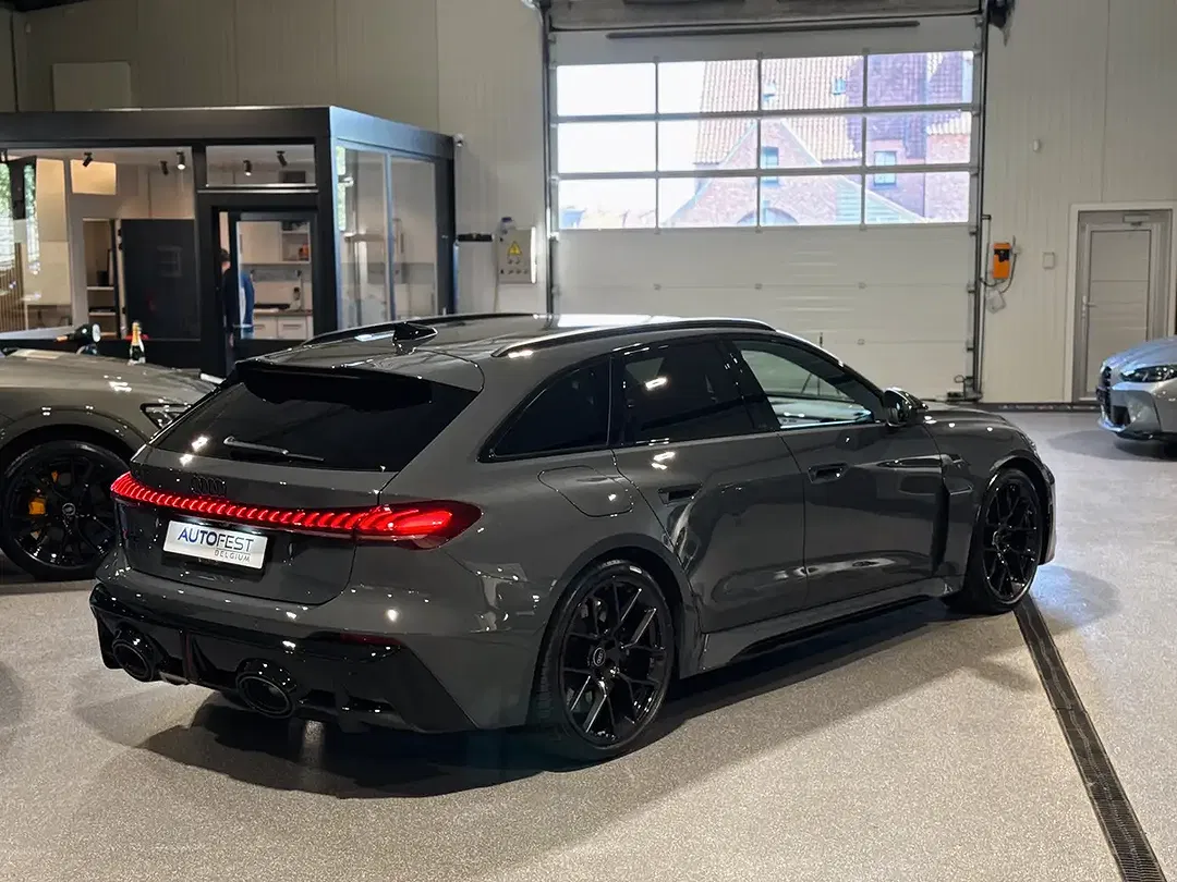 Audi RS5 2.9 TFSI PHEV quattro Avant - Thumbnail 8