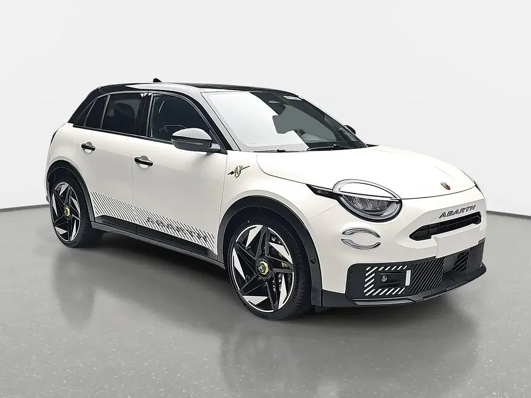 Abarth 600e Competizione - foto 2