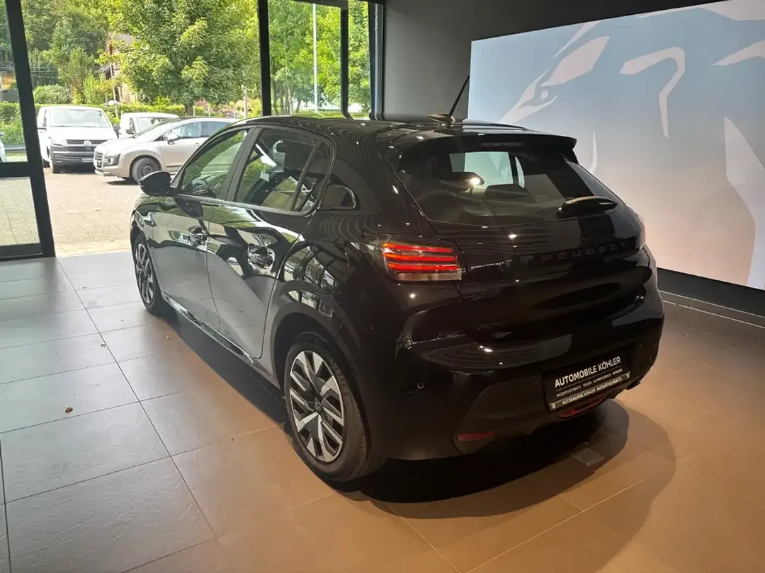 Peugeot 208 100 PureTech Active - Thumbnail 6