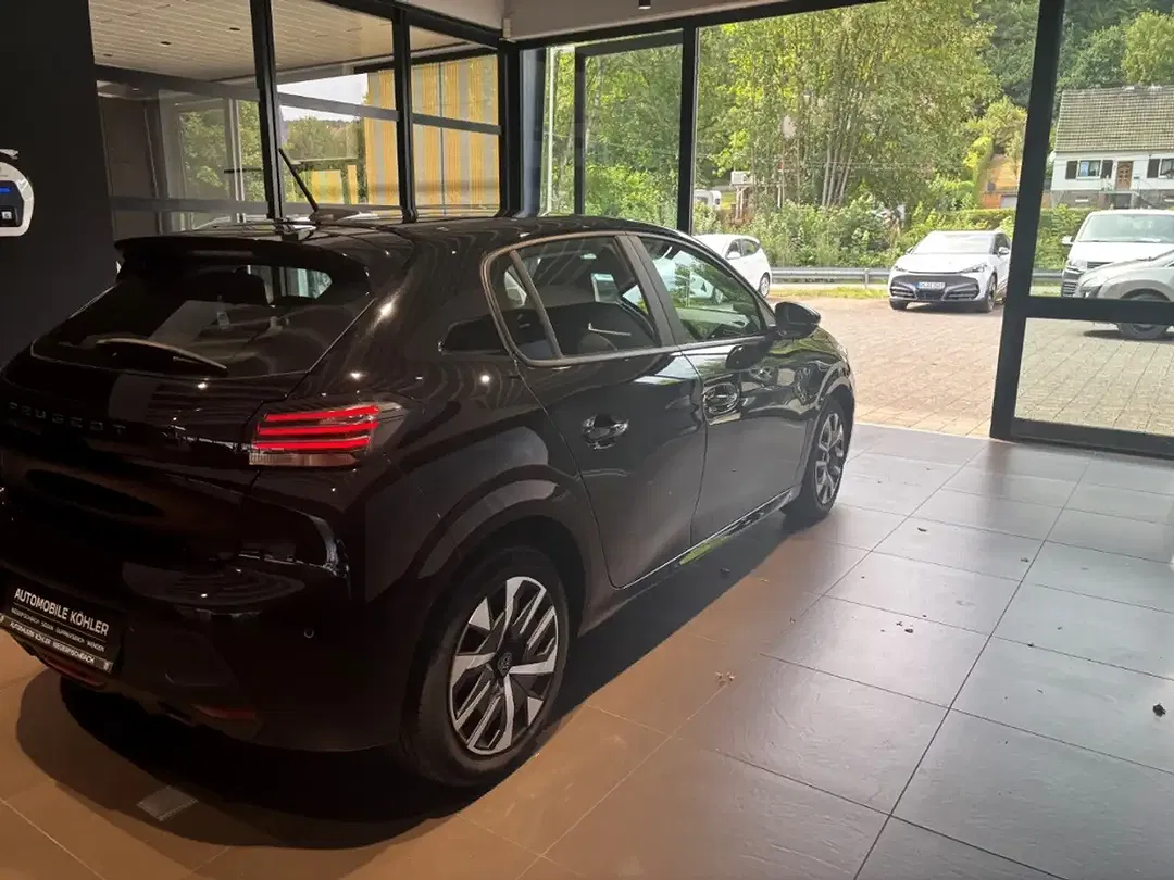 Peugeot 208 100 PureTech Active - Thumbnail 7