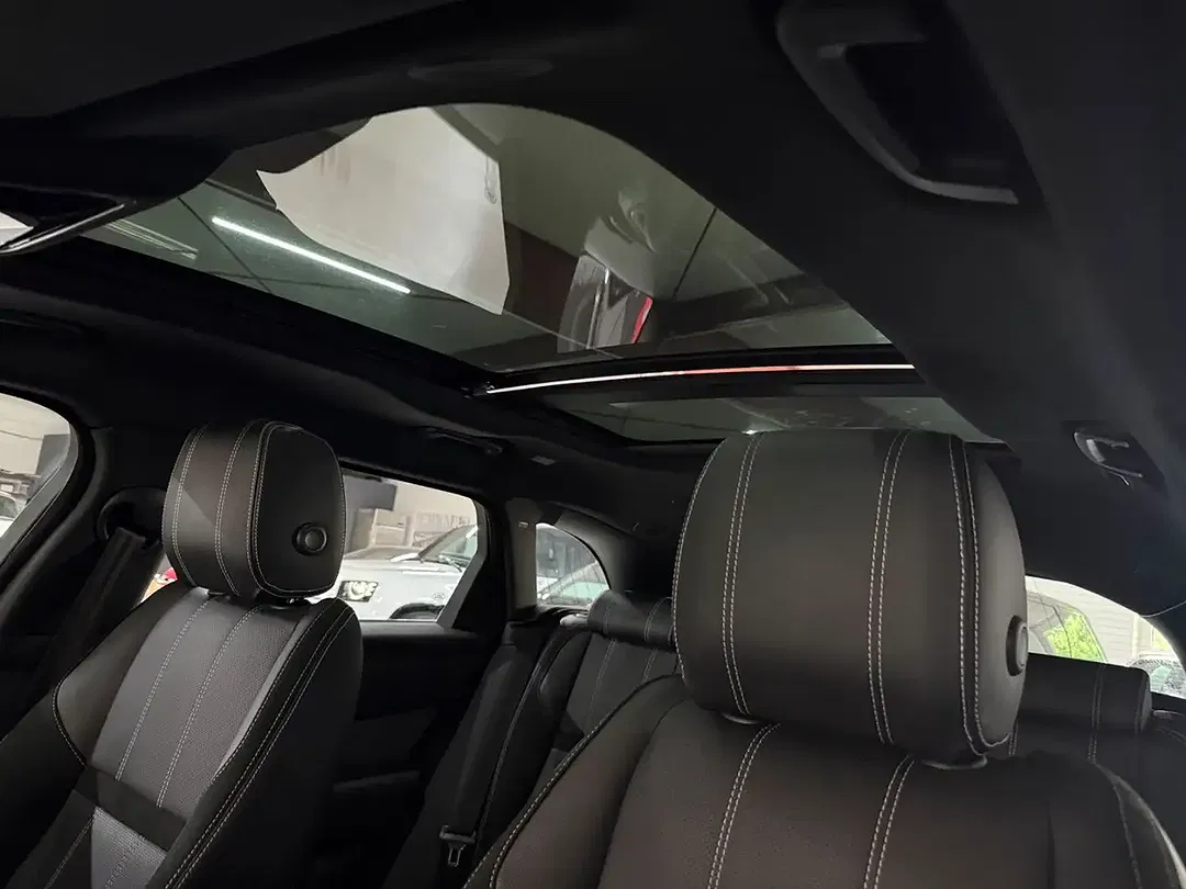 Land Rover Range Rover Velar Hybrid R-Dynamic - Thumbnail 14