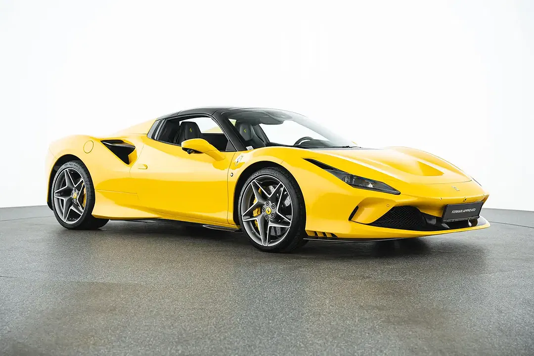 Ferrari F8 Spider - Thumbnail 3