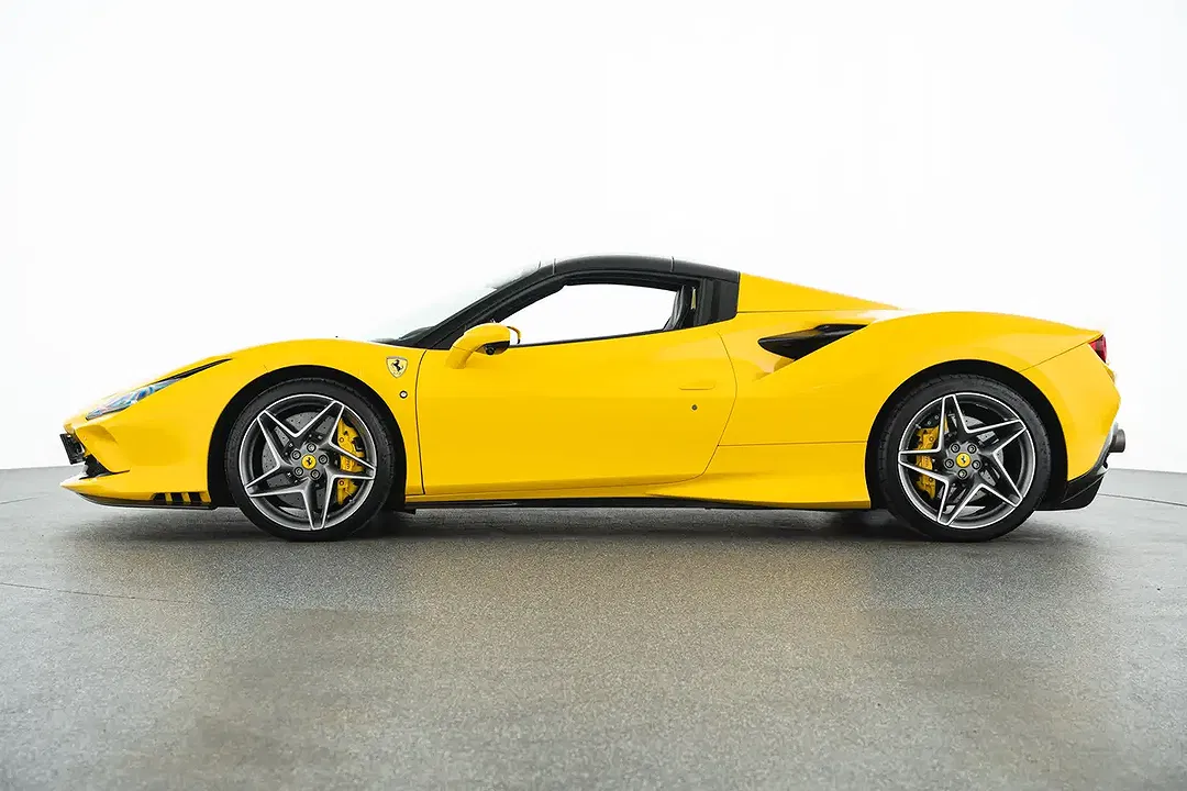Ferrari F8 Spider - Thumbnail 8