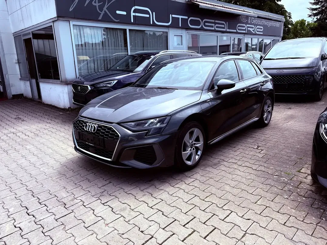 Audi A3 40 TFSI e Sportback - foto 1