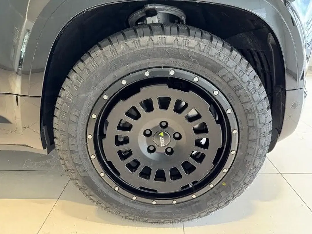Land Rover Defender D250 4x4 90 X-Dynamic SE - Thumbnail 8