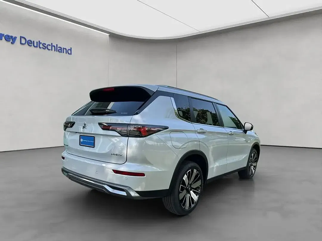 Mitsubishi Outlander 2.4 PHEV Hybrid 4WD Intro Edition - Thumbnail 6