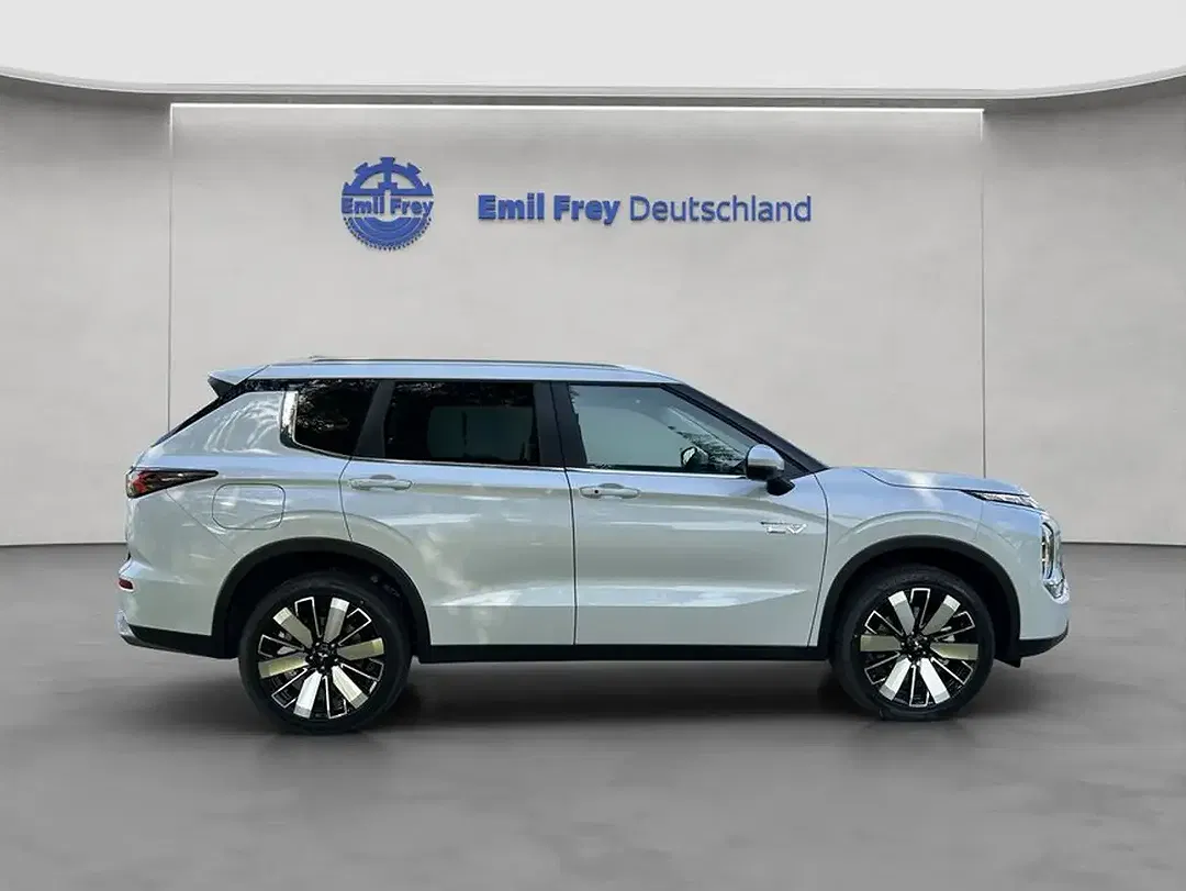 Mitsubishi Outlander 2.4 PHEV Hybrid 4WD Intro Edition - Thumbnail 7