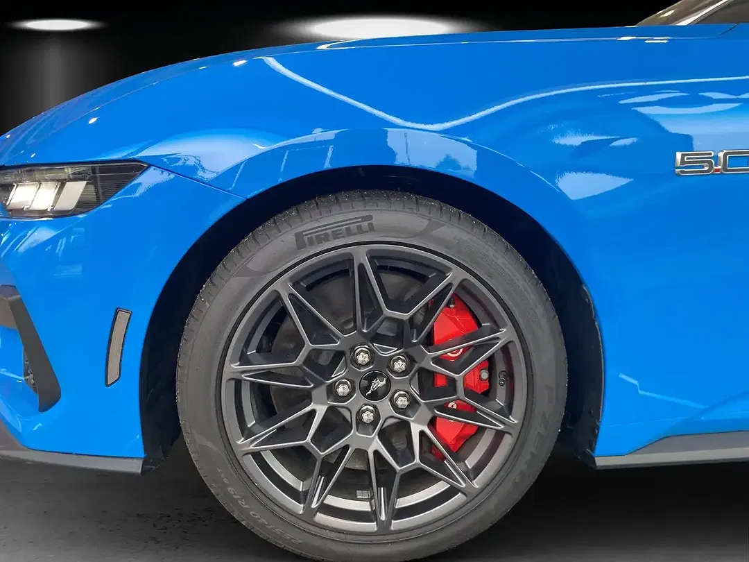 Ford Mustang GT - foto 15
