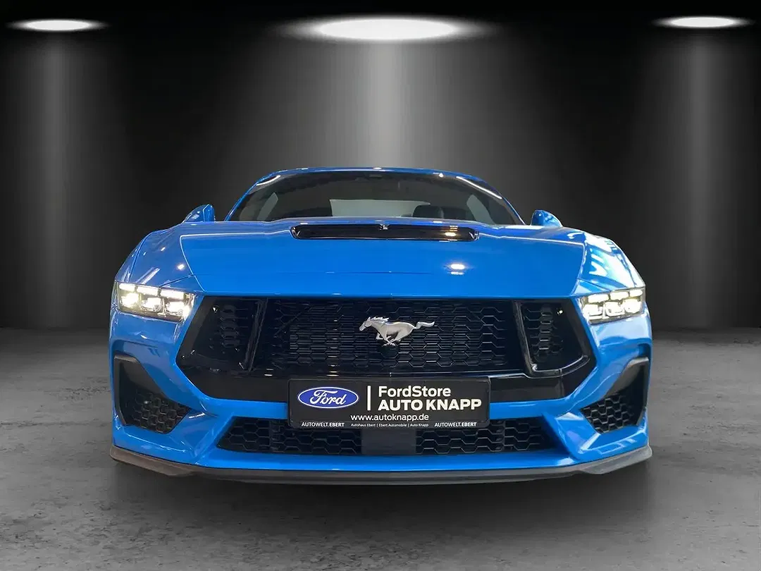 Ford Mustang GT - Thumbnail 6