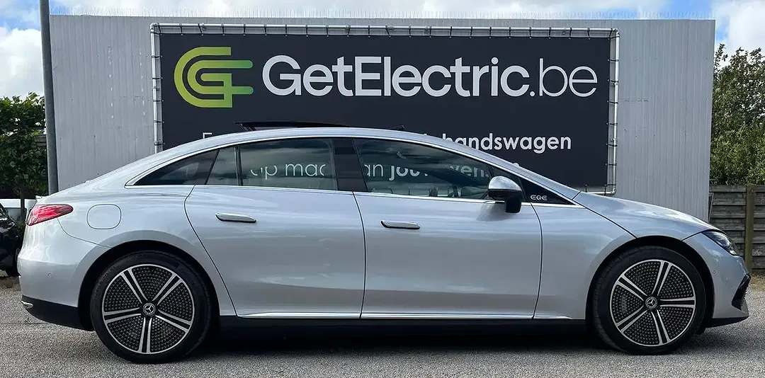 Mercedes-Benz EQE 350 4MATIC AIRMATIC Burmester Luxury - Thumbnail 4