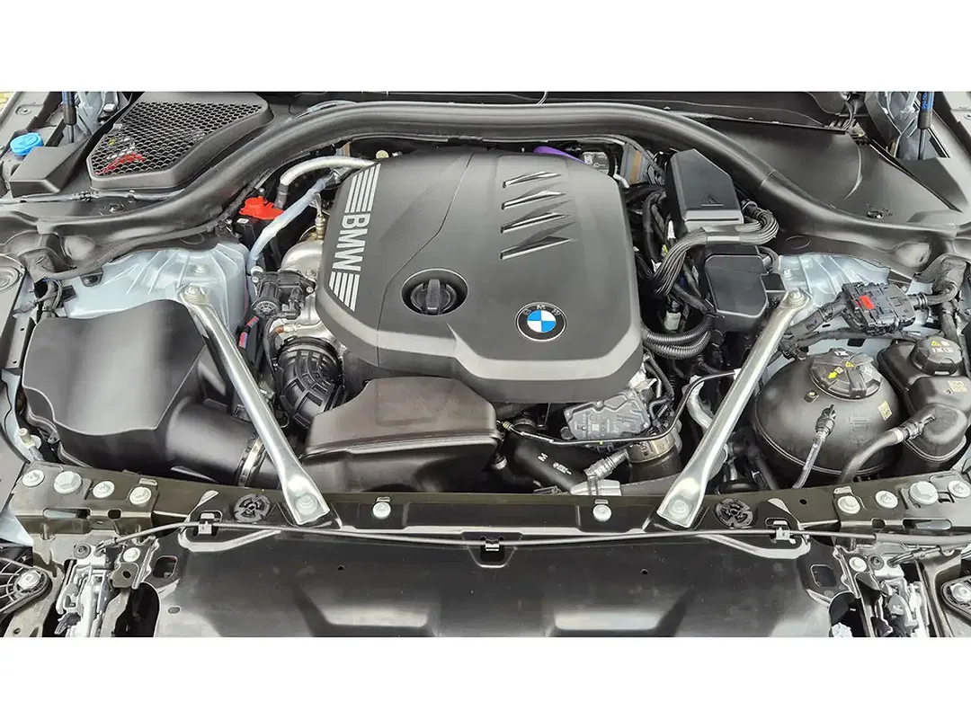 BMW 520 xDrive M Sport Pro - Thumbnail 14