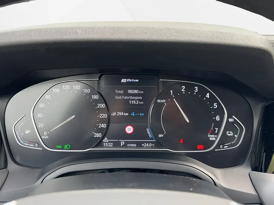 BMW 330 Hybrid Advantage - foto 8