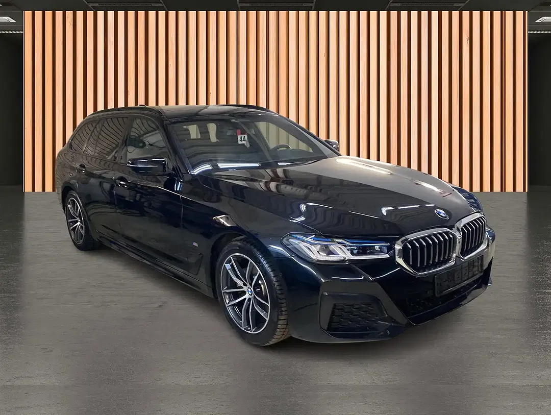 BMW 520 xDrive M Sport - Thumbnail 9
