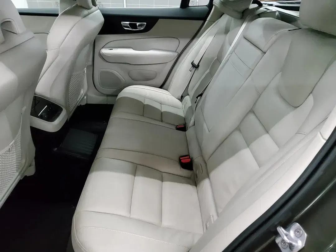 Volvo V60 T6 AWD Inscription - Thumbnail 7