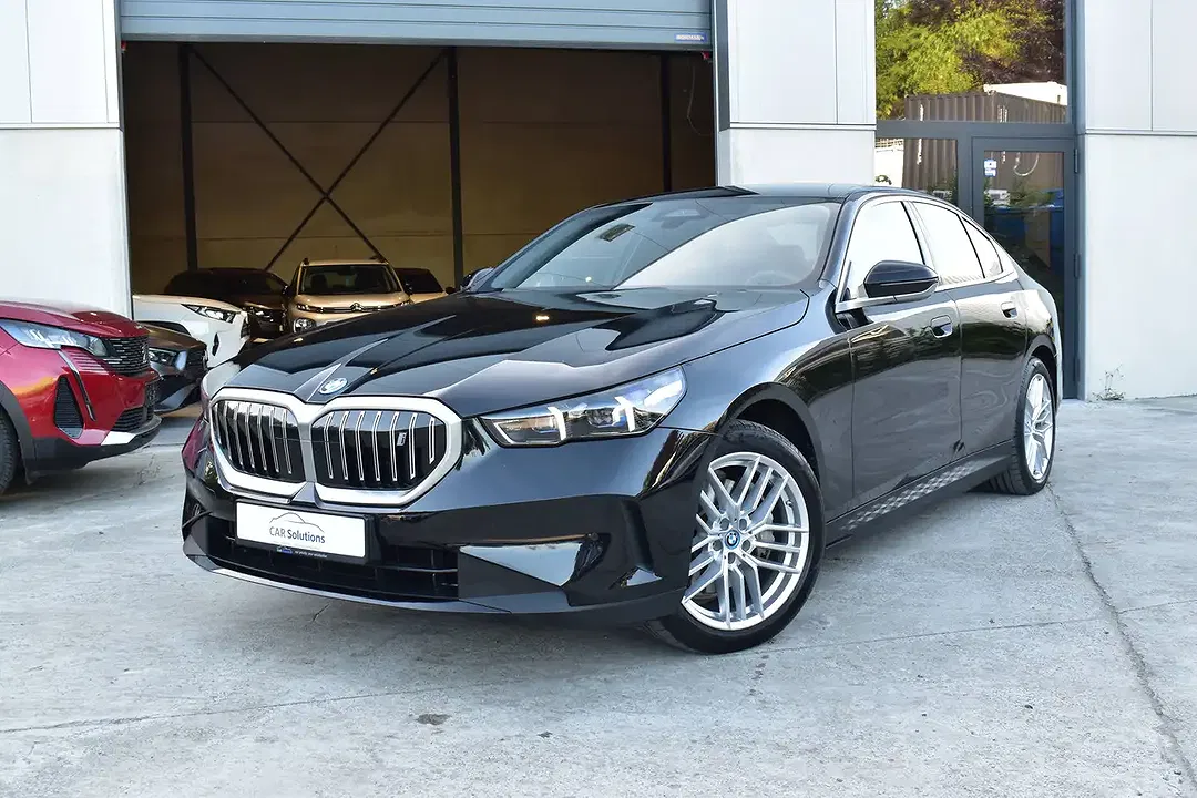 BMW i5 eDrive - foto 1