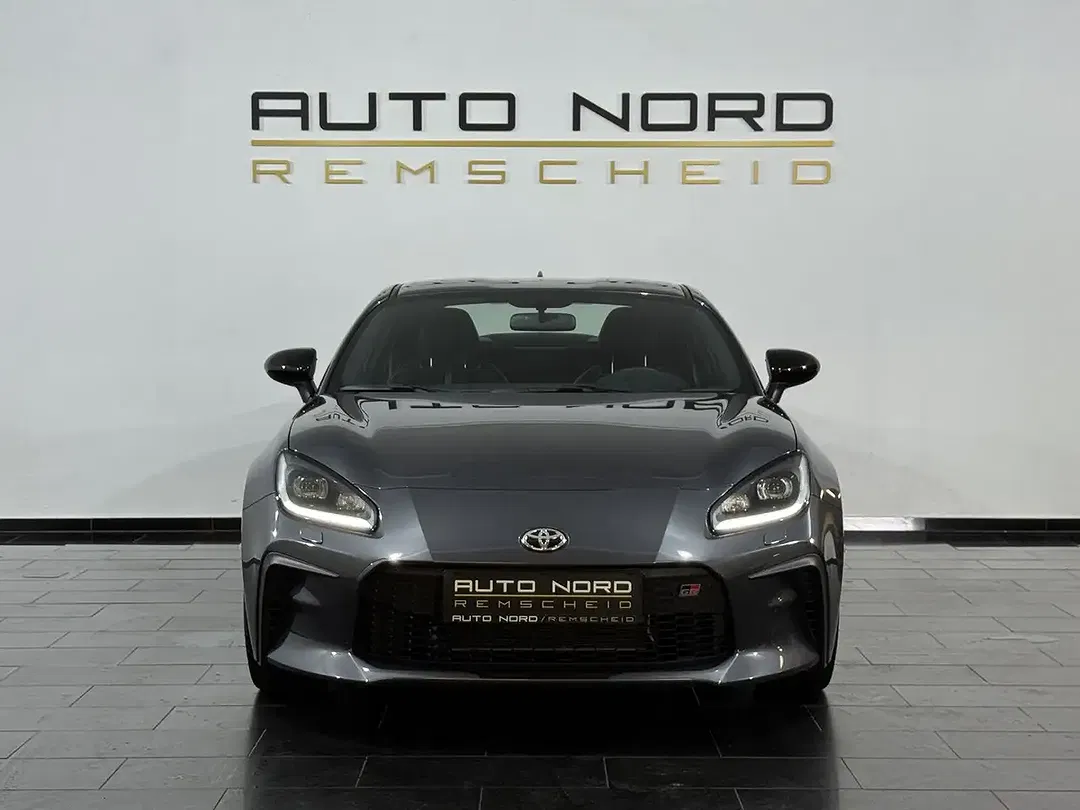 Toyota GR86 Premium - foto 2